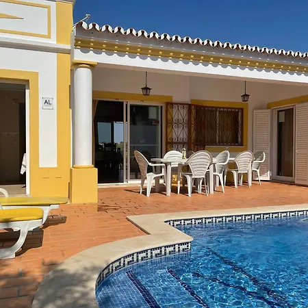 Ana アルブフェイラ