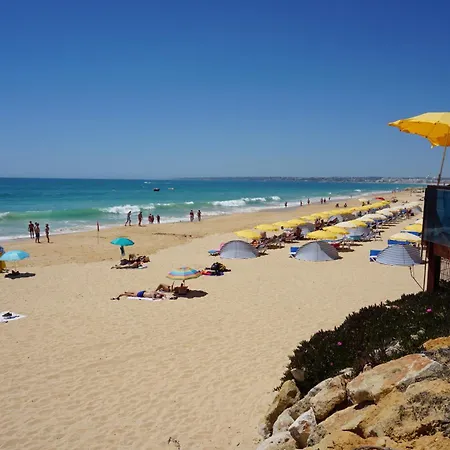 Ana Villa Albufeira